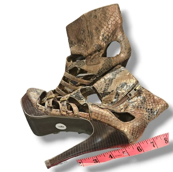 Strappy metallic crocodile print booties - Picture 4 of 5